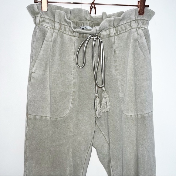 Something Navy Meghan Joggers - Picture 2 of 5